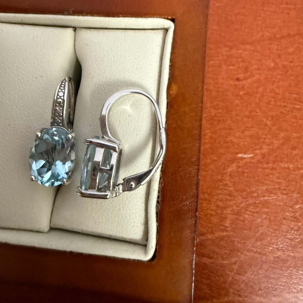 Blue Topaz Earrings. - Picture 3 of 3
